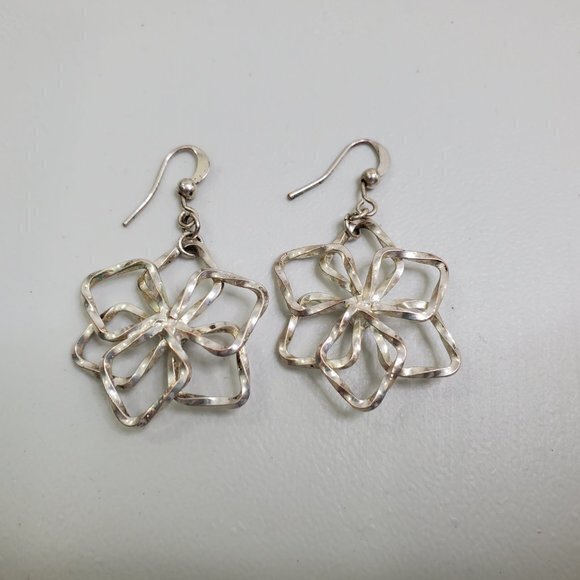 Floral Earrings Silver Tone Twist Rhinestone Dangl - Picture 9 of 11